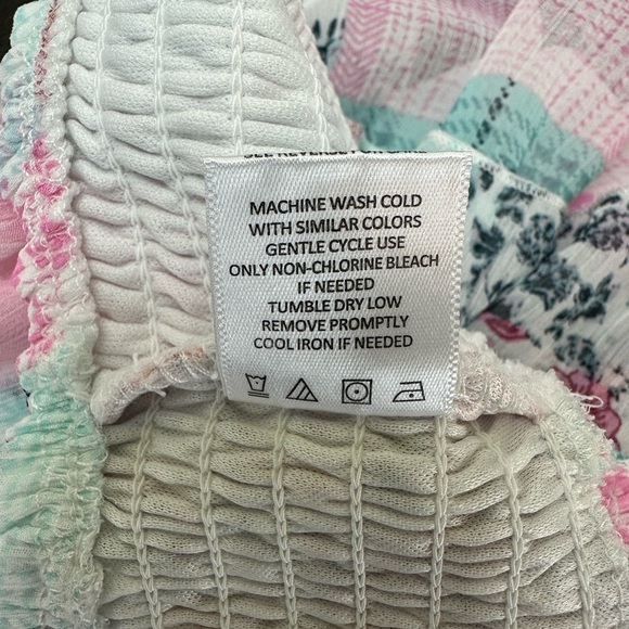 Madden NYC Smocked Double Ruffle Skort Sz L Floral Patchwork Print Flowy Prairie - Picture 9 of 12